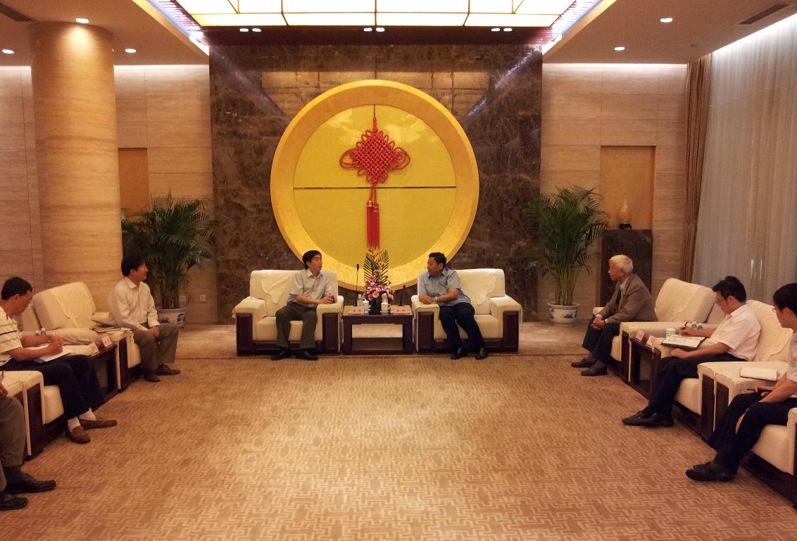 我校代表团与东电集团领导会谈