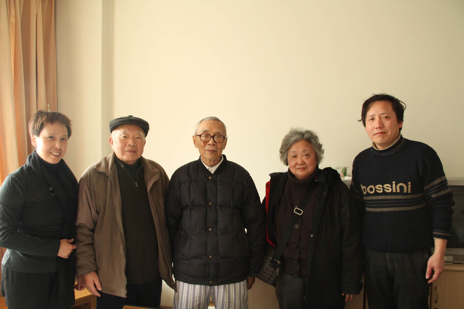 校友处一行看望杨叔铭校友