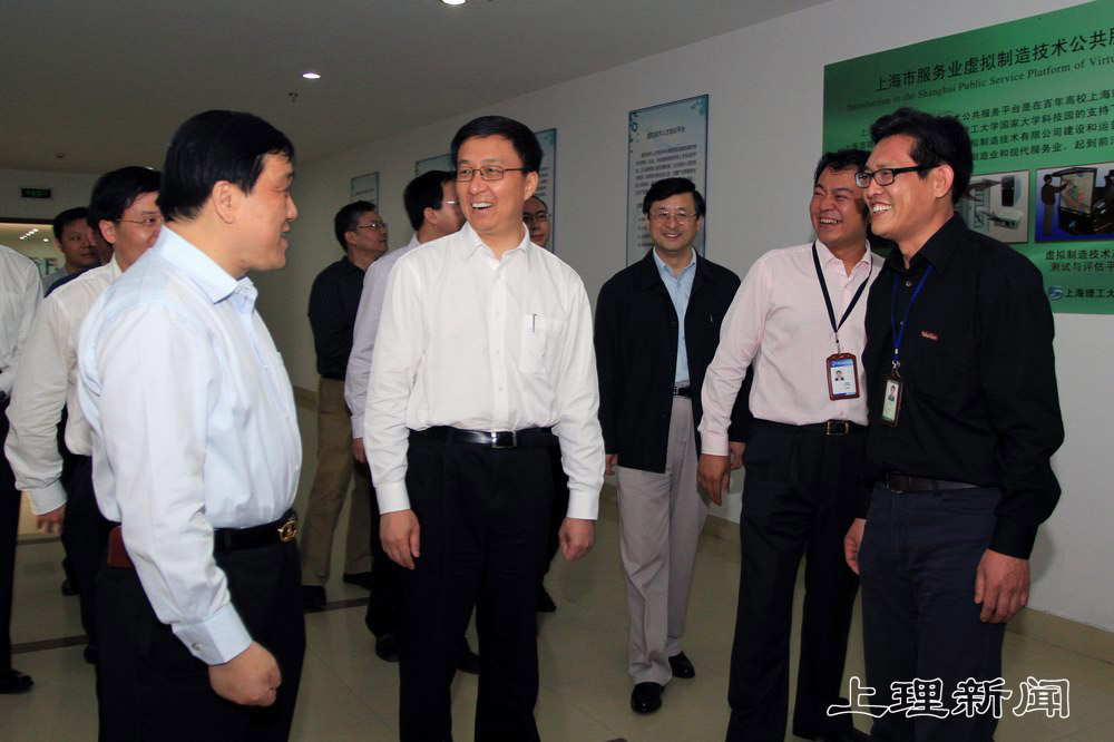 韩正市长视察我校国家大学科技园